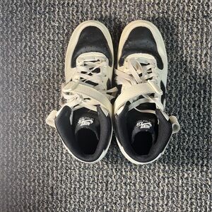 Nike Air Force 1 High in white and black
